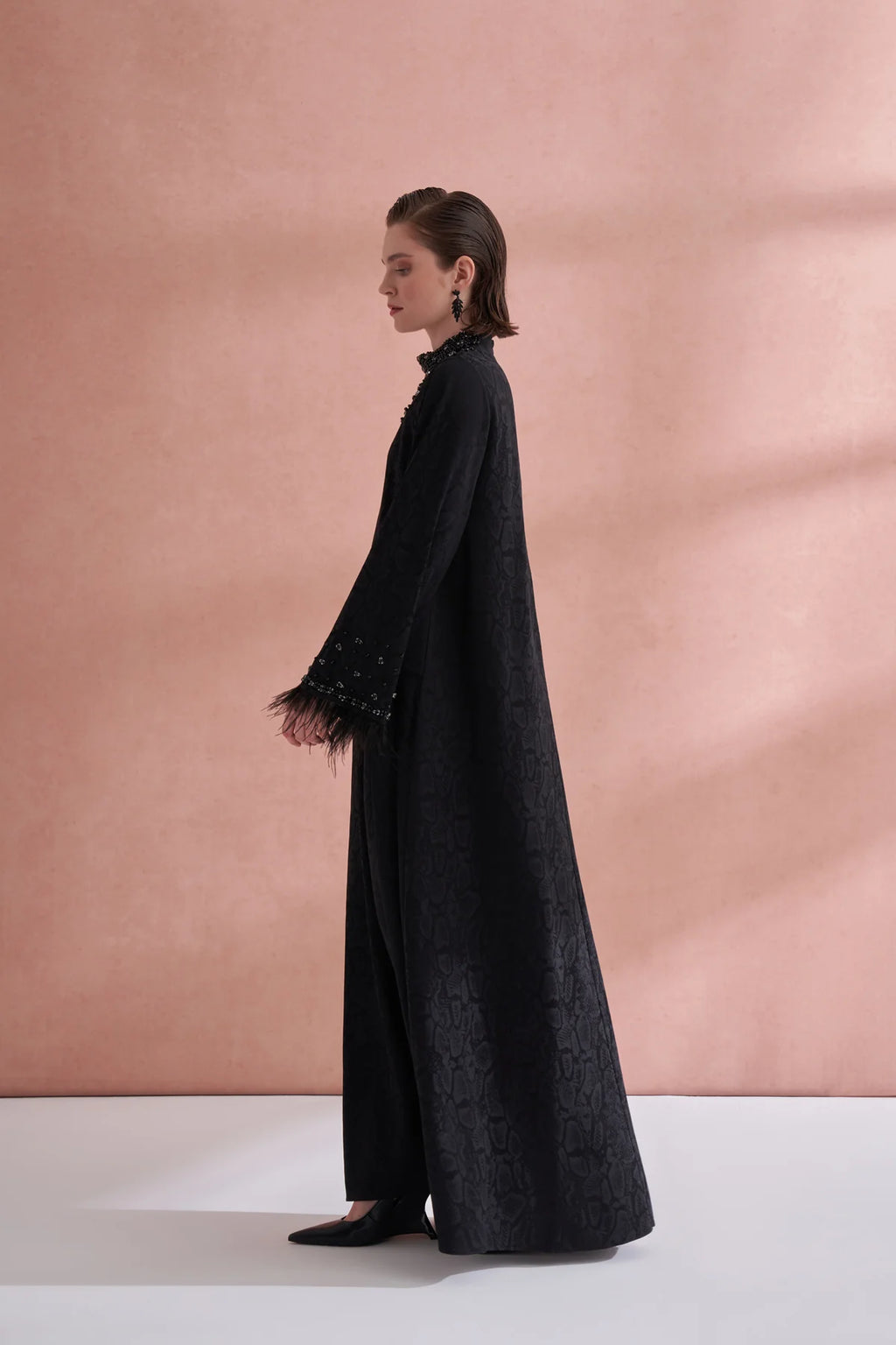 Shadow Whisper Abaya - Veil of the Essence