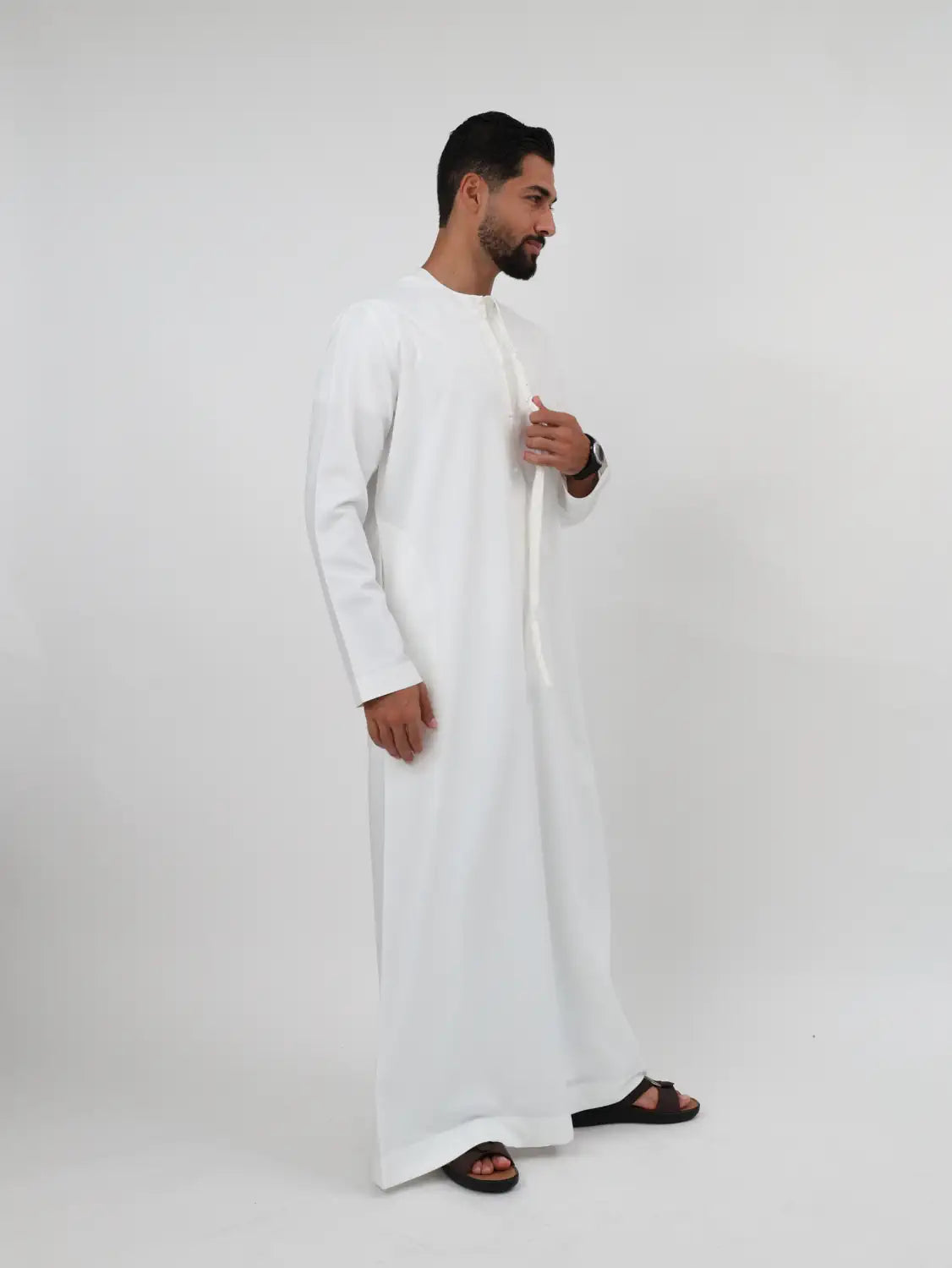 Pearl Emirati Kandura - Veil of the Essence